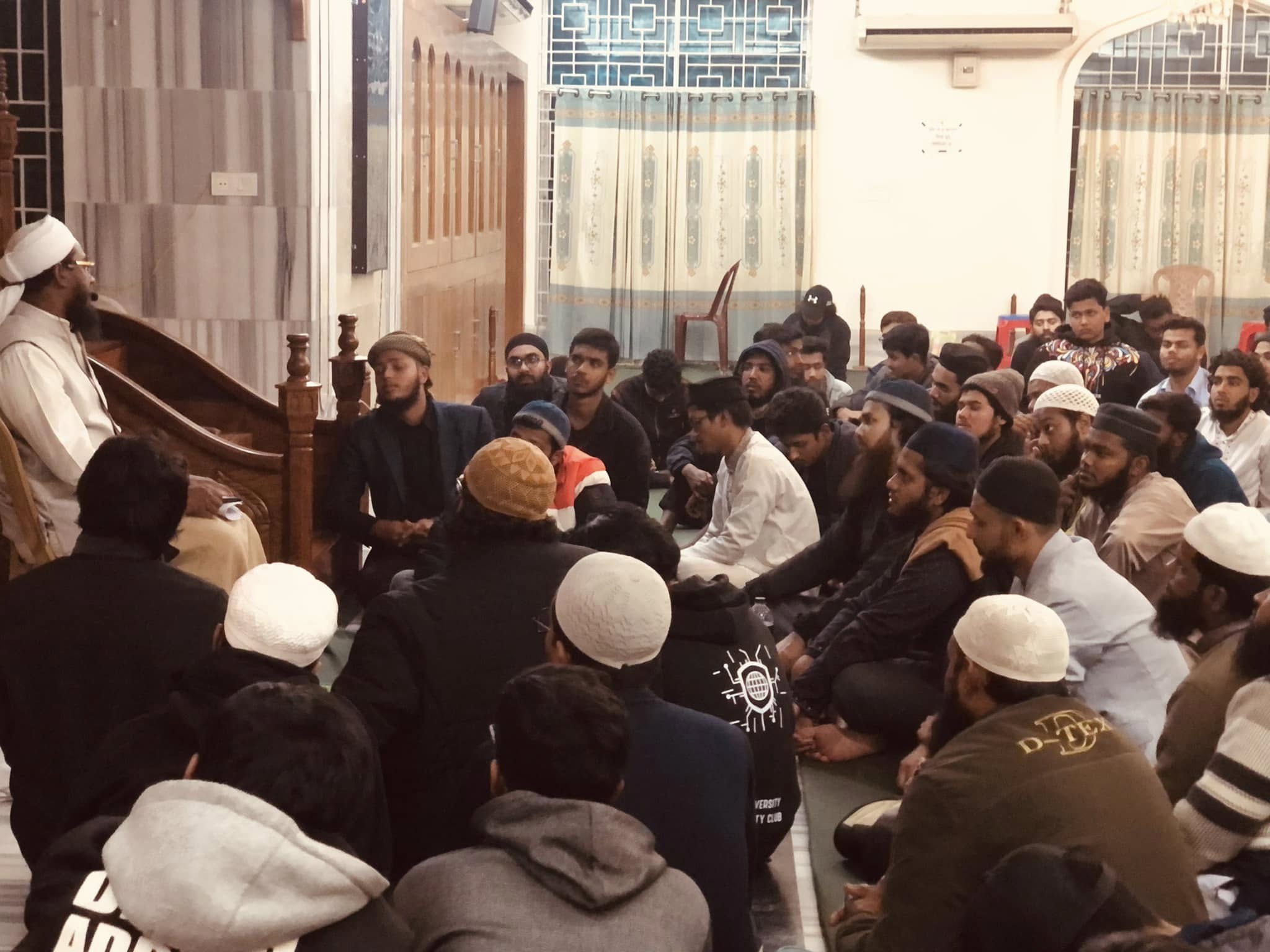 মসজিদের যুব তালিম সেশন